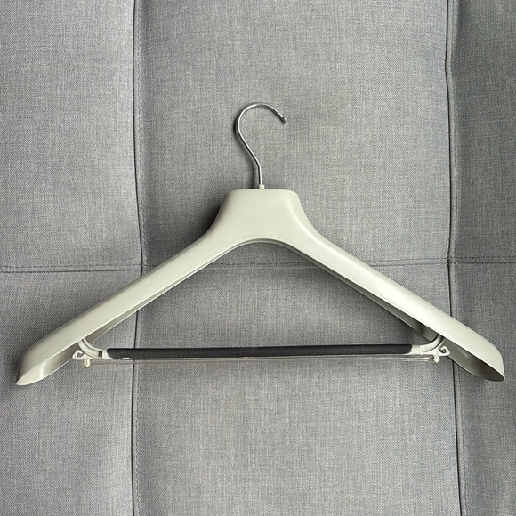Armani Collezioni Hanger - Picture 5 of 5